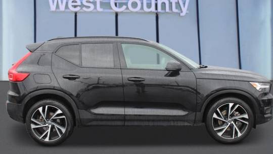 2021 volvo xc40 r-design