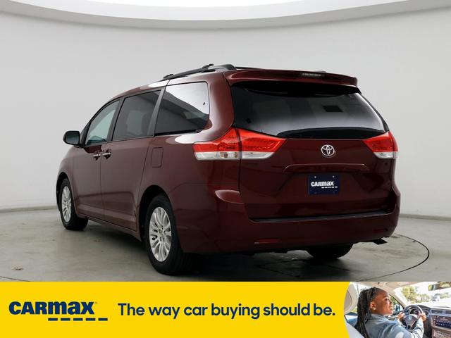 2014 toyota sienna xle