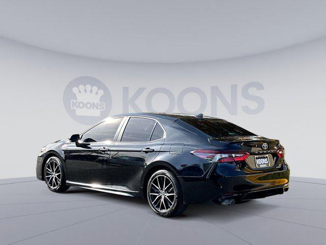 2021 toyota camry se