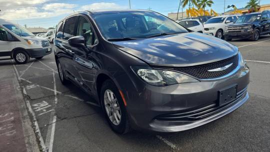 2020 Chrysler Voyager