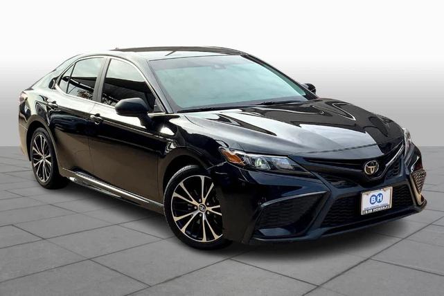 2021 toyota camry se