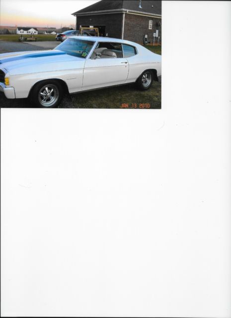 1972 chevrolet malibu - looks like it came off the showroom floor!