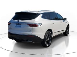 2022 Buick Enclave essence