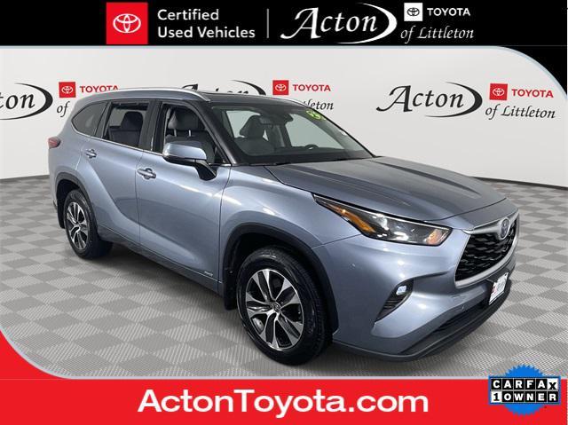 2022 toyota highlander hybrid xle
