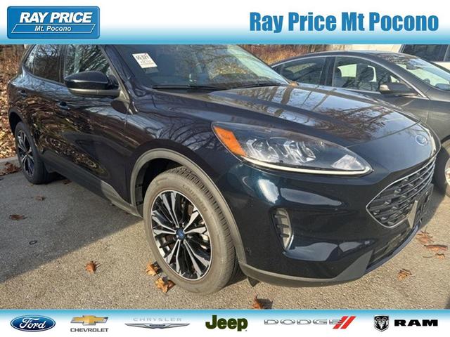 2021 ford escape se