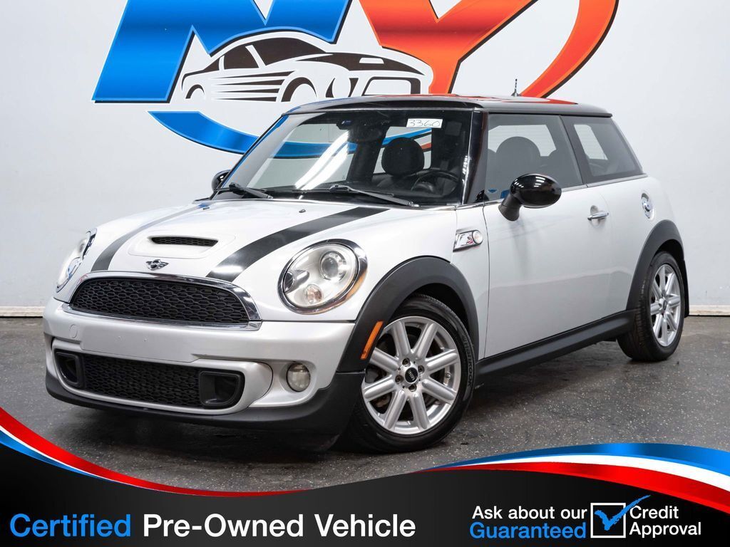 2011 mini cooper s clean carfax, pan suroof, navigation, premium pkg