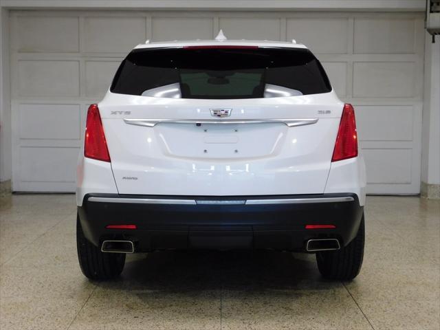 2018 cadillac xt5 base