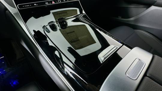 2025 Mercedes-Benz GLC