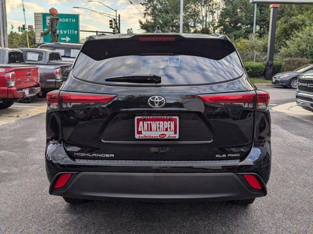 2022 toyota highlander xle