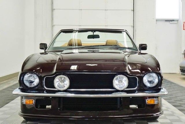 1987 aston martin v8 volante royal cherry/ natural true 6 speed car. 7300 miles