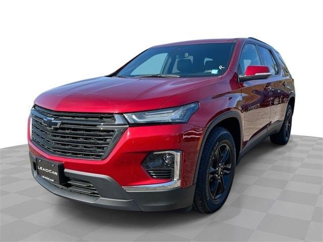2022 chevrolet traverse lt leather