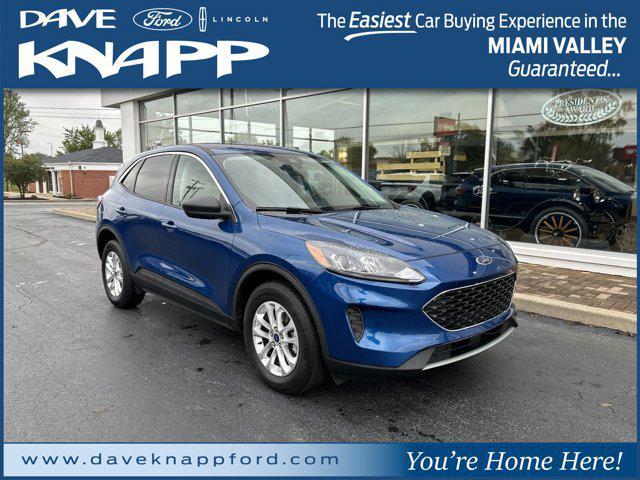2022 ford escape se