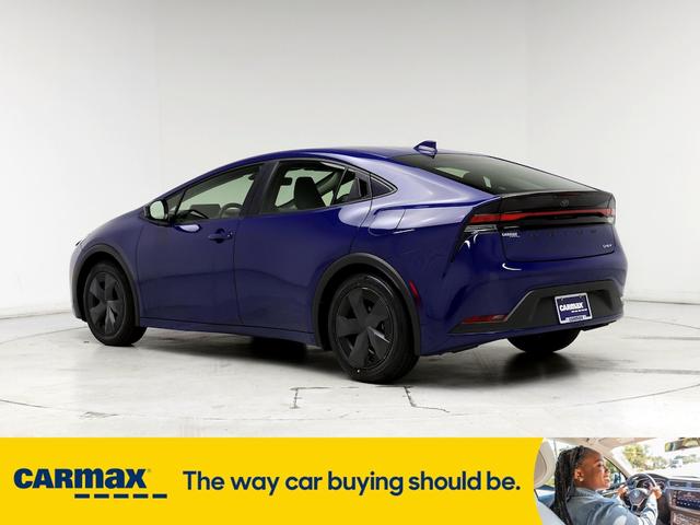2023 toyota prius le