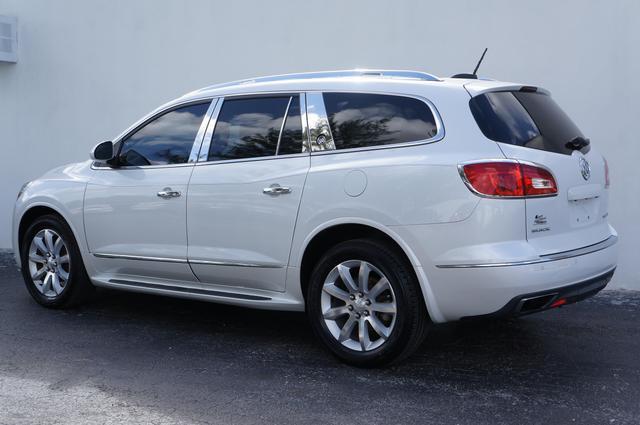 2017 buick enclave premium