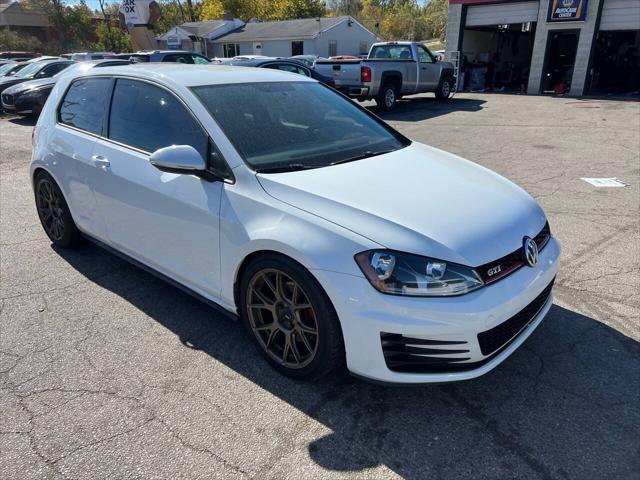 2016 volkswagen golf gti 2.0t se 2-door