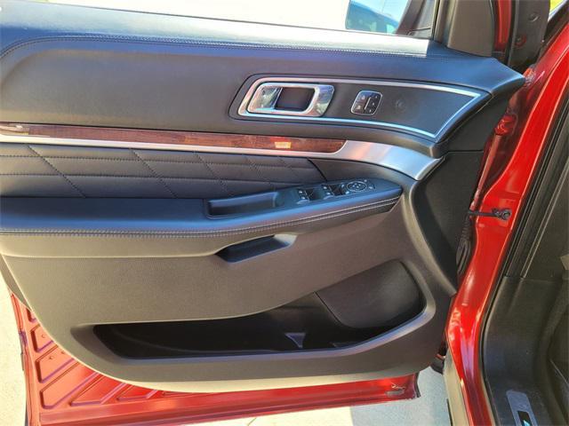 2018 ford explorer platinum