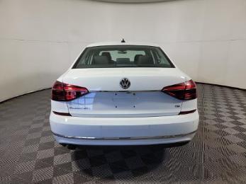 2018 volkswagen passat 2.0t se w/ technology