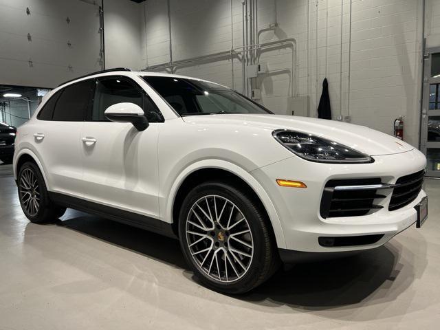 2021 porsche cayenne base