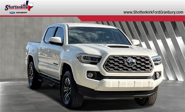 2023 toyota tacoma trd sport