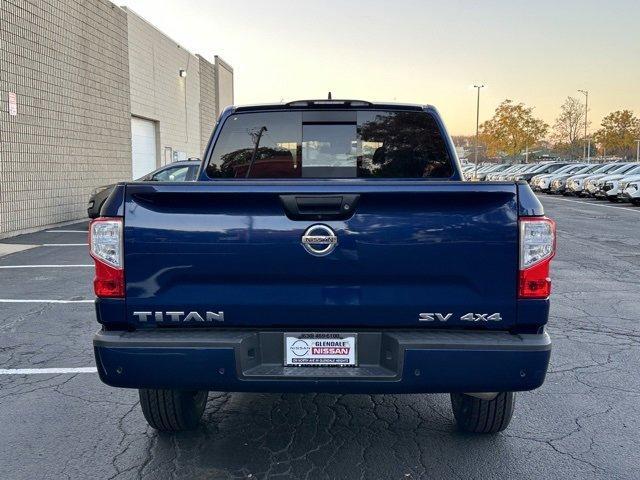 2022 nissan titan sv