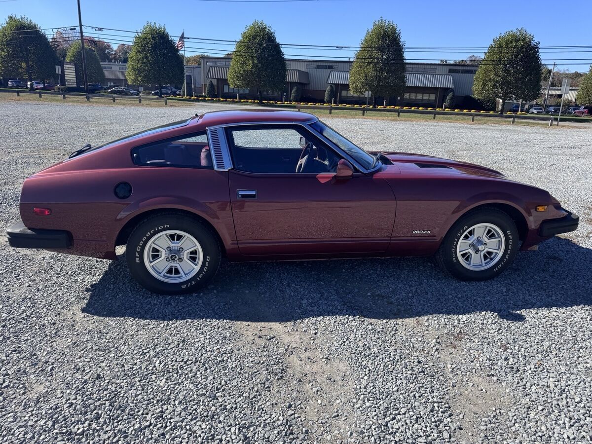 1980 datsun 280 zx red