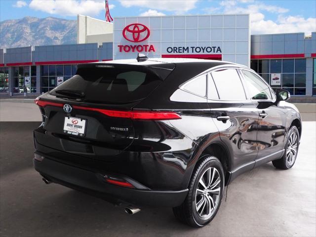 2021 toyota venza le