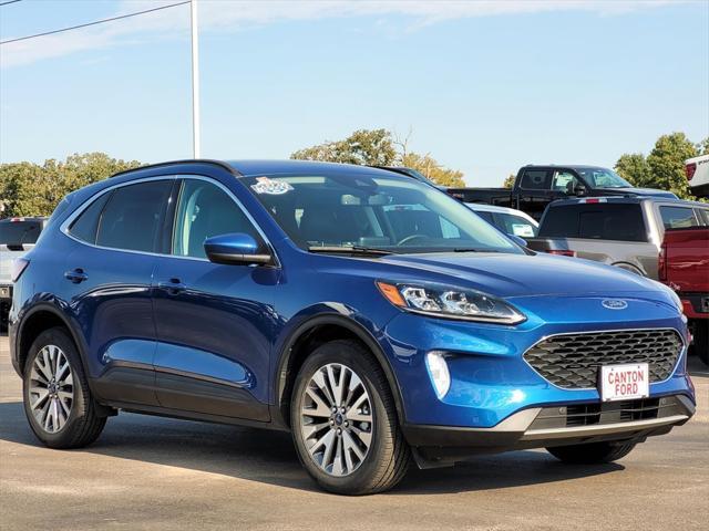 2022 ford escape titanium