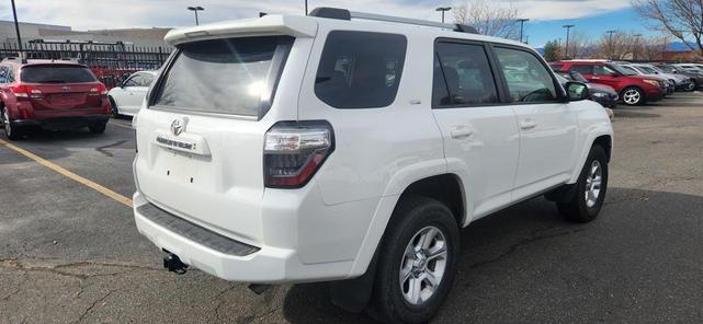 2022 toyota 4runner sr5