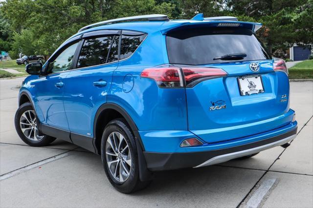 2016 toyota rav4 hybrid xle