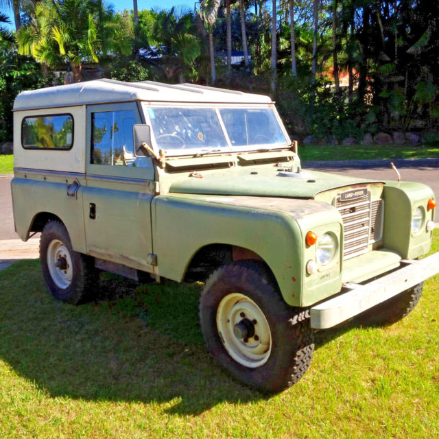 'jenny' our much loved 1973 series 3 land rover 88