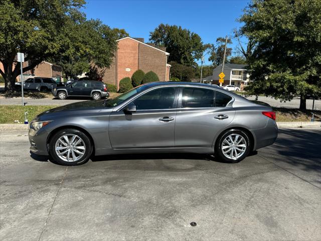 2017 infiniti q50 base