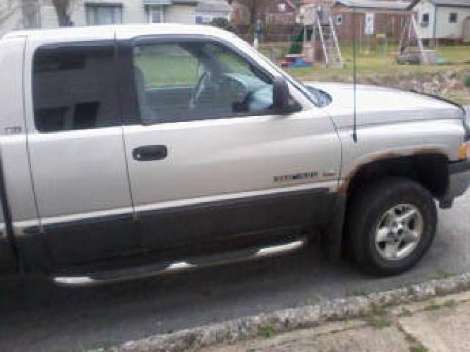 1999 dodge ram 1500 quad cab in nanty glo, pa