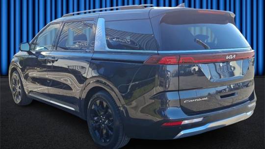 2022 kia carnival sx