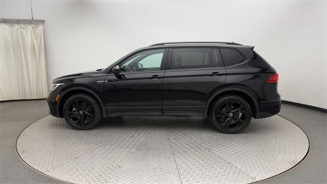 2023 volkswagen tiguan 2.0t se r-line black