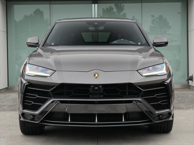 2021 lamborghini urus