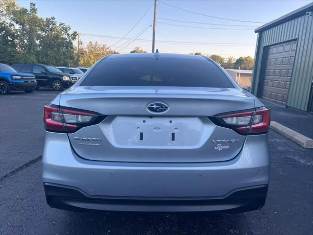 2022 subaru legacy limited
