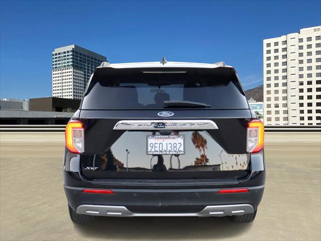 2023 ford explorer xlt