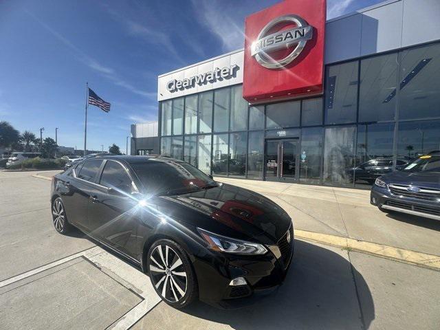 2022 nissan altima sr fwd