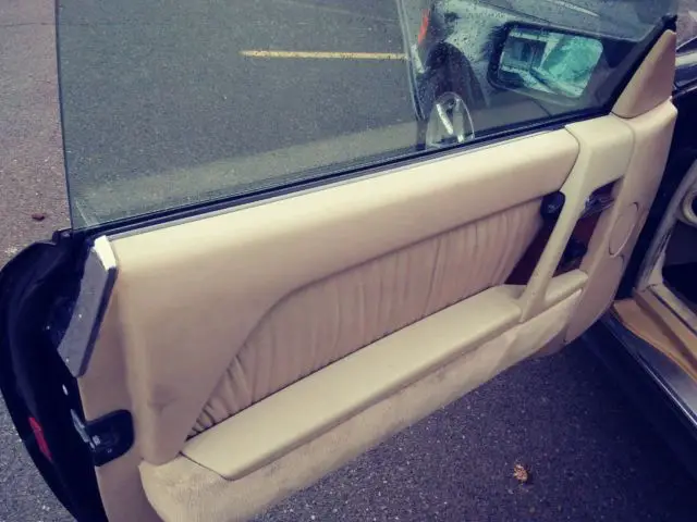 sl500 2dr hardtop convertible^2 tone color