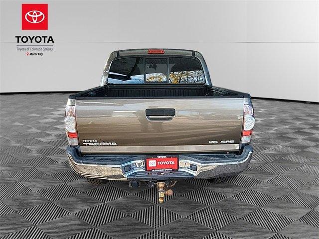 2015 toyota tacoma base