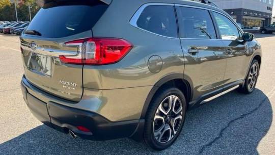 2023 subaru ascent limited 7-passenger