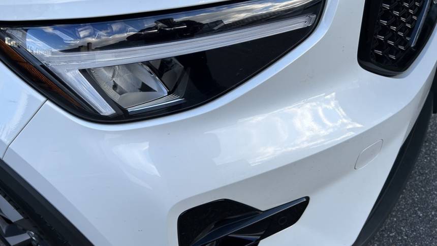 2024 volvo xc40 b5 plus dark theme