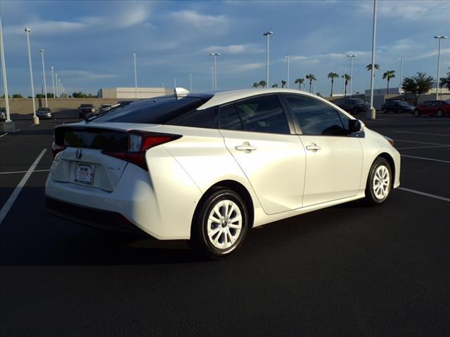 2020 toyota prius le