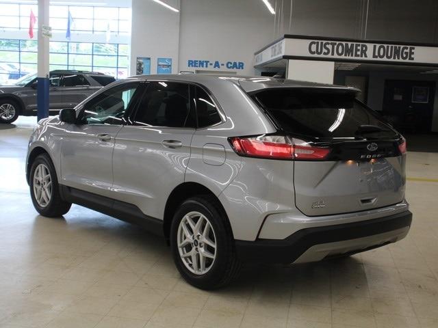2022 ford edge sel