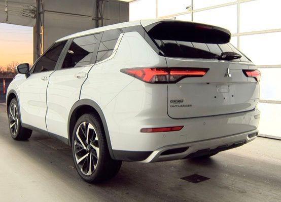 2022 mitsubishi outlander black edition s-awc