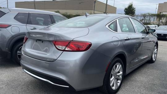 2016 Chrysler 200