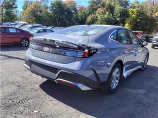 2025 Hyundai Sonata se