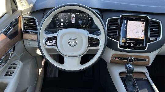 2022 Volvo XC90