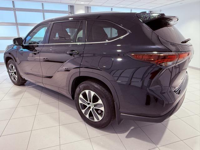 2024 toyota highlander xle
