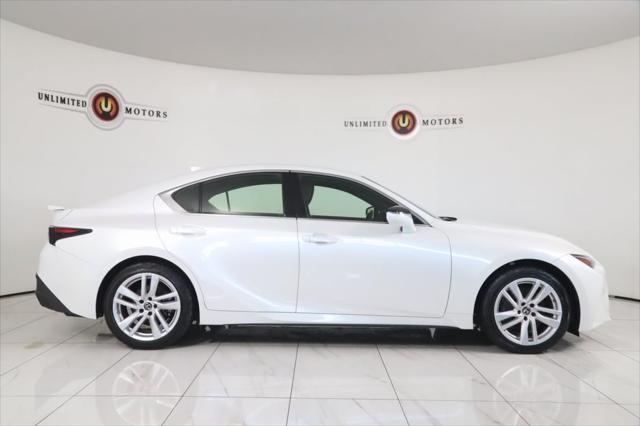 2021 lexus is 300 base